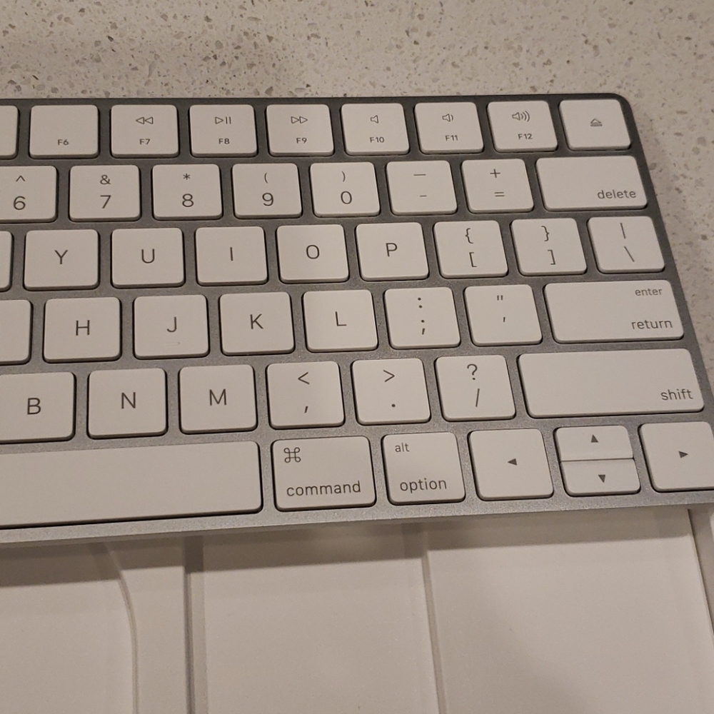 Apple Magic Keyboard - Picture 5 of 5
